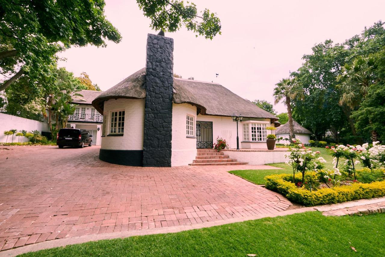 Sandton Country Manor Johannesburg Exterior photo